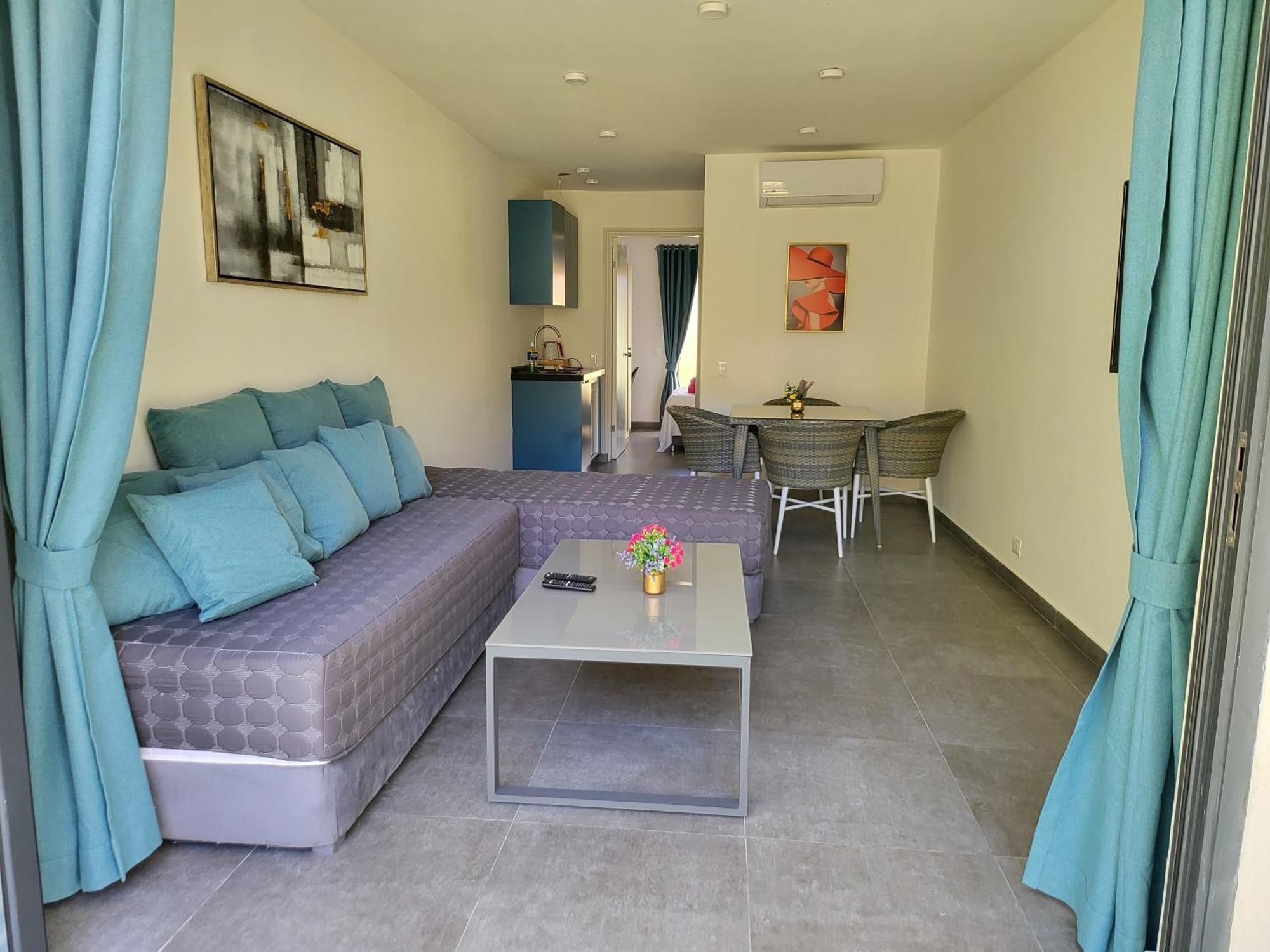 Hotel Oasis-Dream Holidays - La Petite France San Bernardino Luaran gambar